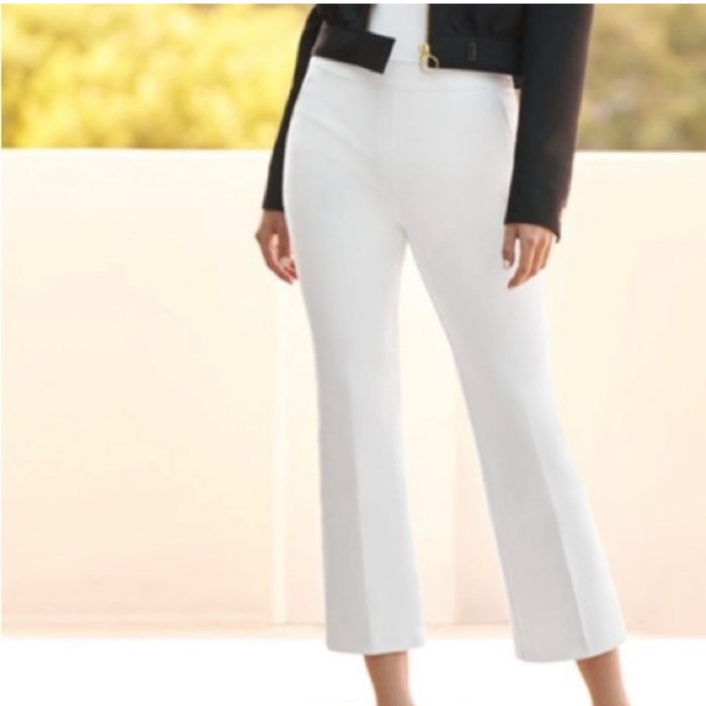 Spanx On-the-Go Silver Lining Technology Kick Flare Pants White Size Small